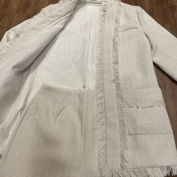 2 pieces set: brand new, blazer &short skirt, Chanel-like - Picture 7 of 9